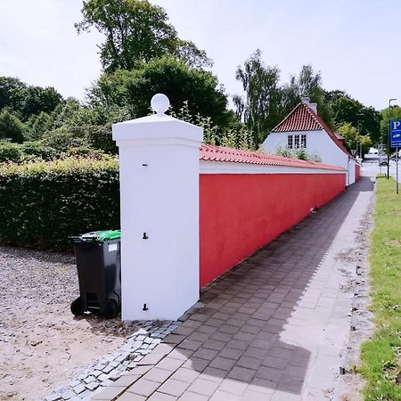 Den Gamle Kro Ved Gram Slot Eksteriør bilde